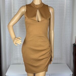 Mind Code, Beautiful dress, Medium